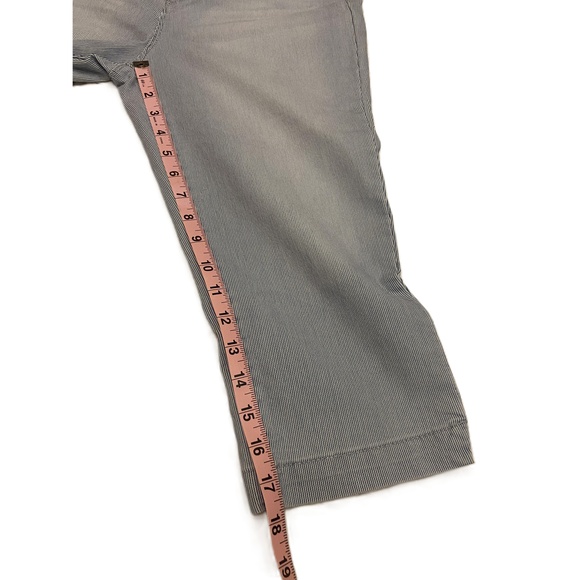 Artisan NY Blue Cropped Pants Five Pocket Belt Loops Pinstripe Womens Size 10 - Picture 7 of 8
